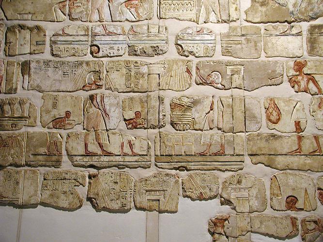 Scéna z hrobu královny Nefertari Ostrakon s tanečnicí Abú Simbel, chrám Ramesse II.
