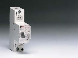 Řada S90 5 k charakteristiky s s In () Katalog. čís. Katalog. čís. mod = 7mm al.
