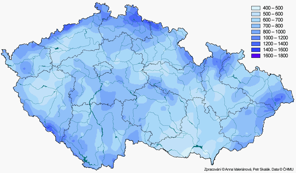 Obr. 2: Roční srážkový úhrn, ČR, 2013,v měřítku 1:2 000 000 (Zdroj: ČHMÚ 2014). Určitý potenciál představují také přečerpávací vodní elektrárny, jejichţ další realizace nemá zatím konkrétní podobu.