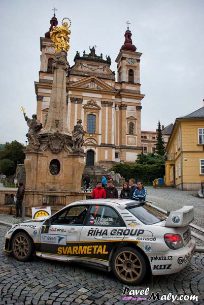 ZVLÁŠTNÍ USTANOVENÍ VIII. Rally Jeseníky 2014 Šternberk, 19. 20. září 2014 1. ÚVOD... 2 2. ORGANIZACE... 2 3. PROGRAM... 3 4. PŘIHLÁŠKY... 4 5. POJIŠTĚNÍ... 6 6. REKLAMA A OZNAČENÍ... 7 7. PNEUMATIKY.