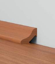 Dýhovaná lišta Cubica 60 Masivní dřevěné dekorativní lišty Doporučení ke zpracování 60 mm Montážní klips typ G tavné lepidlo 16 mm 1 balení = 10 x 2,50 m dýhované masivní dřevěné k řezání lišt je