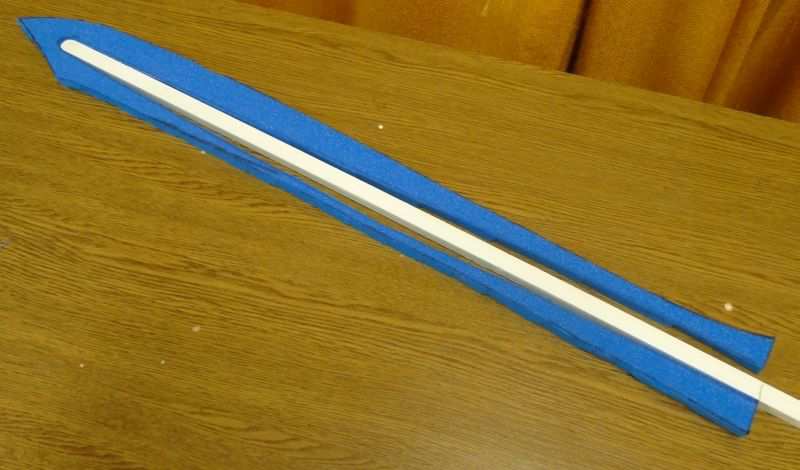 Výroba scimitaru ucw.cz/palmir Toto je návod na výrobu meče (scimitaru). Je na něm podrobně zobrazeno a popsáno mnoho výrobních postupů.