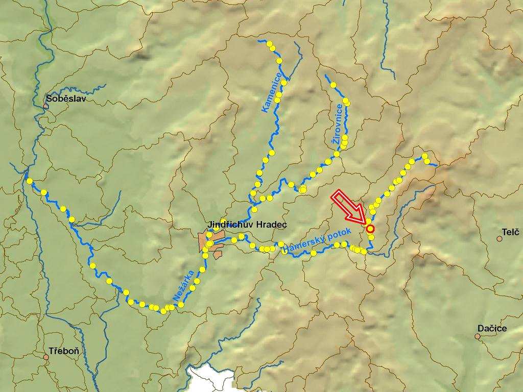 ZÁKLADNÍ PARAMETRY PŘÍČNÉ PŘEKÁŽKY VAZBA NA HYDROLOGICKÉ ČLENĚNÍ POVODÍ DRUH pevný SPÁD [m] 1,27 ČÍSLO HYDROL.POŘ. 107030340 ÚSEK HR. ČLENĚNÍ VODNÍHO TOKU 1178300 TVAR přímý STŘ.