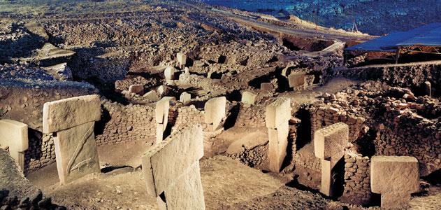 kolem 9000 př.n.l. vznik Göbekli Tepe (Turecko) kolem 8000 př.n.l. kalendář Warren Field (Skotsko) kolem 5000 př.n.l. první použití gnómónu kolem 4000(?) př.n.l. nejstarší zaznamenaná astronomická pozorování (Egypt, Střední Amerika) 3500 př.