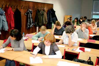 Výstavu Senioři bez hranic uspořádalo Centrum dalšího vzdělávání TUL v květnu v Krajské vědecké knihovně Liberec společně s Hochschule Zittau/Görlitz jako součást projektu Přeshraniční vzdělávání