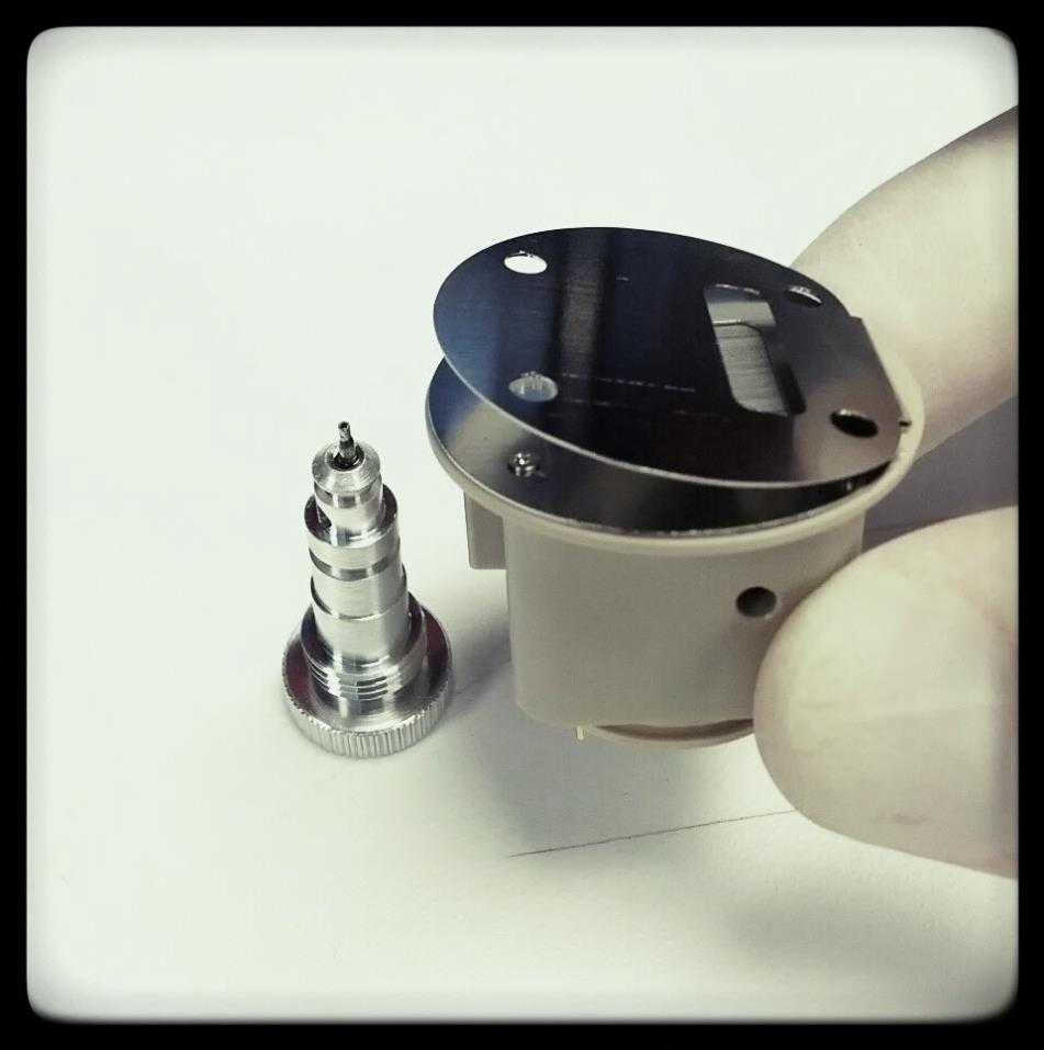 // Swappable cores Ionizer, ion trap, detector // Actionable