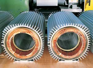 Technologie elektrick ch lanov ch kladkostrojü ABUS Elektrické lanové kladkostroje GM jsou zvlá tním dükazem úrovnπ jakosti v robkü ABUS Jsou vyvinuty pomocí moderní v poçetní techniky Technika