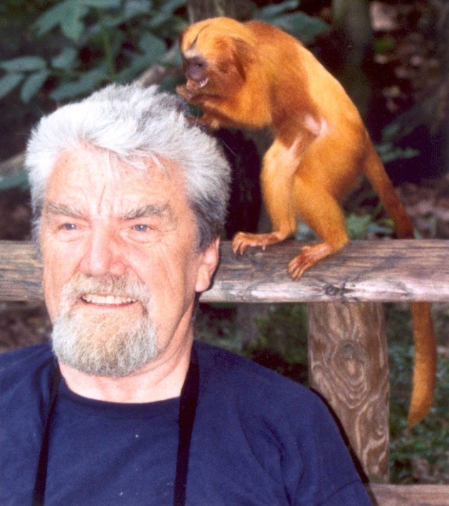 Zdeněk Veselovský 1928 2006 Zoolog, etolog, ředitel pražské ZOO (1959-1988) Studium postembryonálního a postnatálního vývoje ptáků a savců ve funkci ředitele pražské zoo záchrana koně Převalského