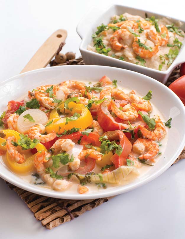 12. MOQUECA DE CAMAROES (krevetový guláš) Moqueca De Camaroes je jedným z tradičným brazílskych gulášov.