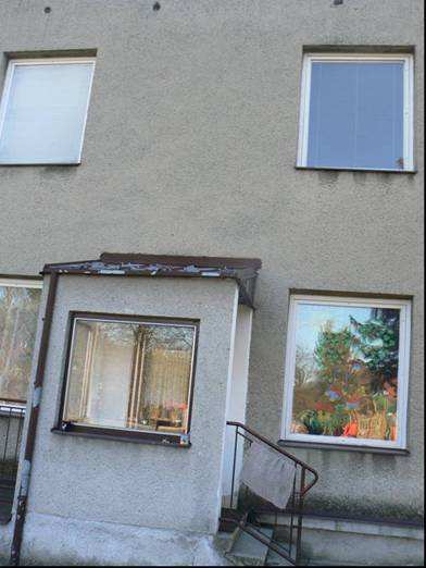 OKNO V ŠATNĚ DĚTÍ A KANCELÁŘI V I. NP A V HERNĚ DĚTÍ VE II.