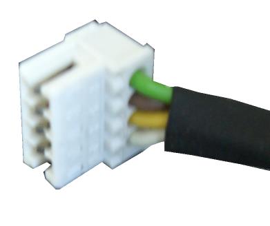 Odstraňte západku V některých případech není v plášti elektroniky dostatek místa pro zasunutí na konektor. Proto doporučujeme odstranit západku, kterou vidíte na obrázku vpravo.