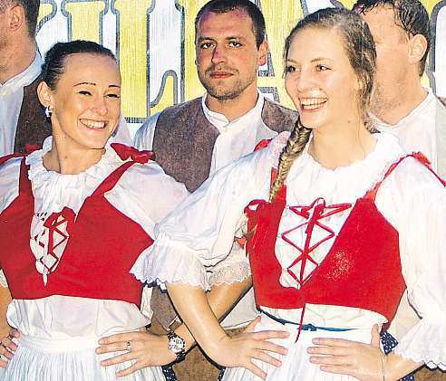 Blanensko, Boskovicko 5. září 2014 5 Na mole nad rybníkem se budou konat zábavy VDrnovicích mají nové místo, kde se budou lidé scházet.