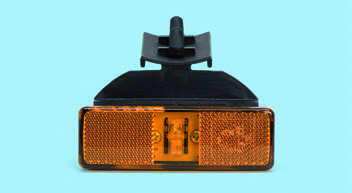 vozidla s napätím W držiak 24 V 0,55 ➀ Skrutkový spoj 0812 42 88 1/10 24 V 0,55 ➁ Kábel 0,5 m 0812 42 89 5 LED bočné obrysové s klipsovým uholníkom priečnym univerzálne Rozmery: 100 x 32 x 57,5