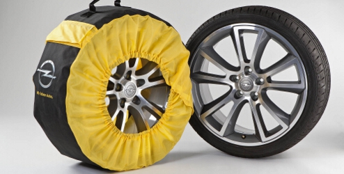 Disk z lehkých slitin 19" - 5 dvojitých paprsků - Stříbrná Thule sněhové řetězy "Medium XG-12 Pro", velikost řetězu 225 Kryt kola 16" - 5-ti dvojramenný tvar 95016099 10 02 758 Kč 15655 Sportovní