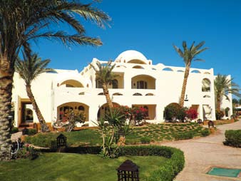 egypt > sharm el sheikh Odlety z Prahy na 8 15 dní, resp. 7 14 nocí RRegency Plaza Resort FFFf (all inclusive) Nabq Bay ERK228 str. 44 rezervaci 8990 Kč 2. dítě 2 6 let 3990 Kč při rezervaci 3.