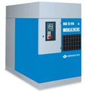 Kompresory přehled sortimentu Mobilní pístové kompresory - kompresory s malým výkonem (100-450 l/min) a tlakem 8-10 bar - určené jako zdroj stlačeného vzduchu např.