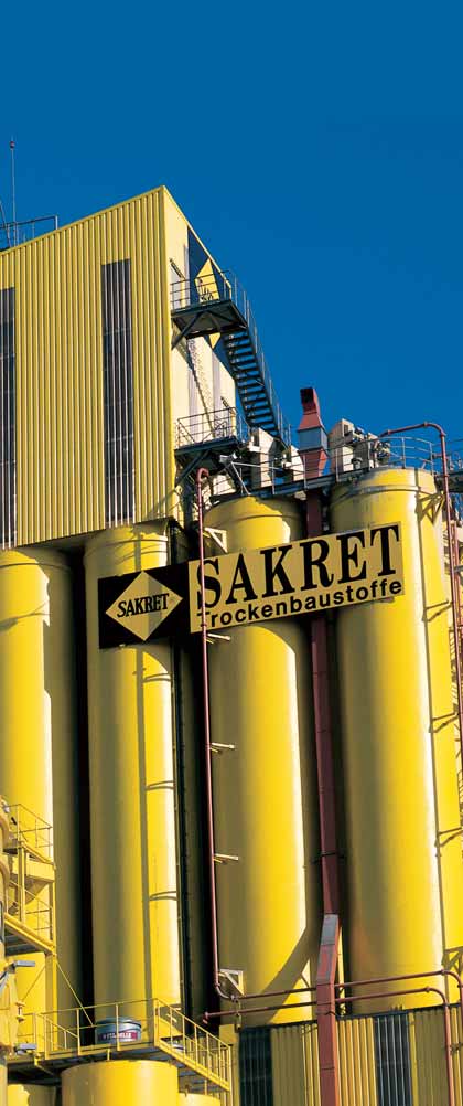 SAKRET Obsah 4 5 Technologický postup realizácie 6 Názvoslovie 7 Zalo enie KZS 9 Lepenie izolaèných dosiek 11 Kotvenie izolaèných platní 12 Výstu ná (armovacia) vrstva 14 Finálna vrstva omietky 15