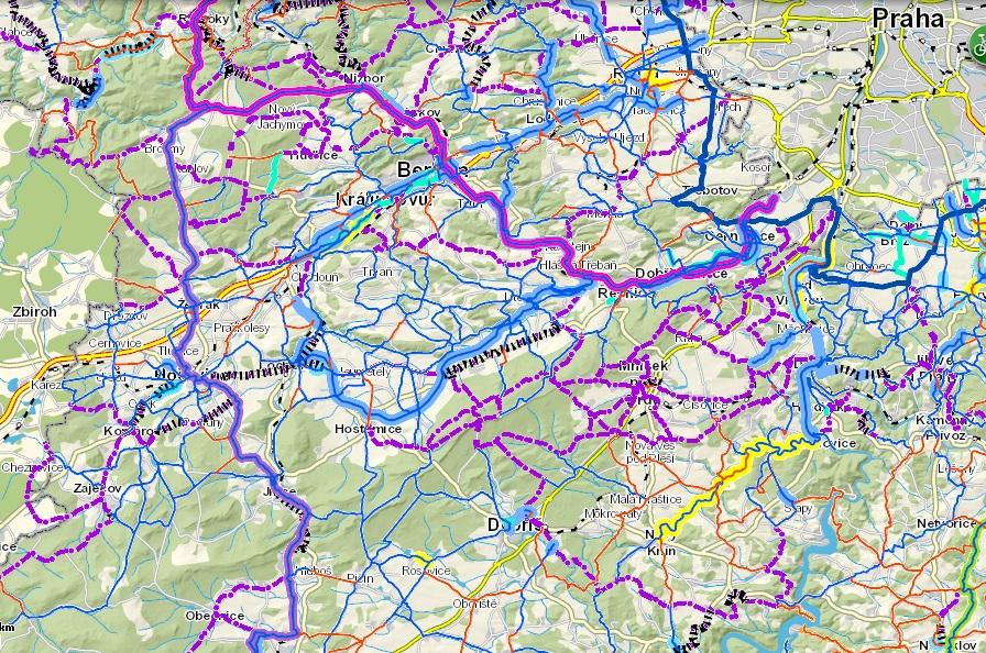 VODNÍ DOPRAVA Územím MAS Karlštejnsko, z. ú., prochází vltavská vodní cesta. Nejbližší významnější vodní přístav se nachází mimo území MAS na řece Berounce, v Praze Radotíně.