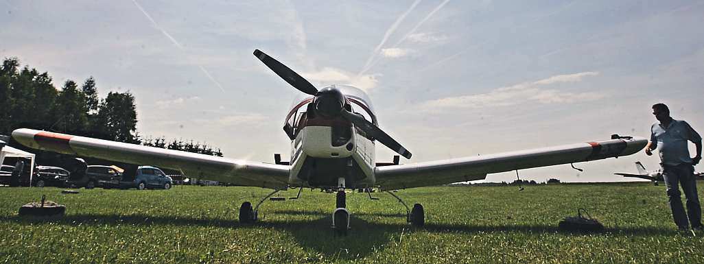 6 27. června 2014 Havlíčkobrodsko Chotěboř šampionátzvládla Piloti si mistrovství České republiky na chotěbořskémletišti nemohli vynachválit.