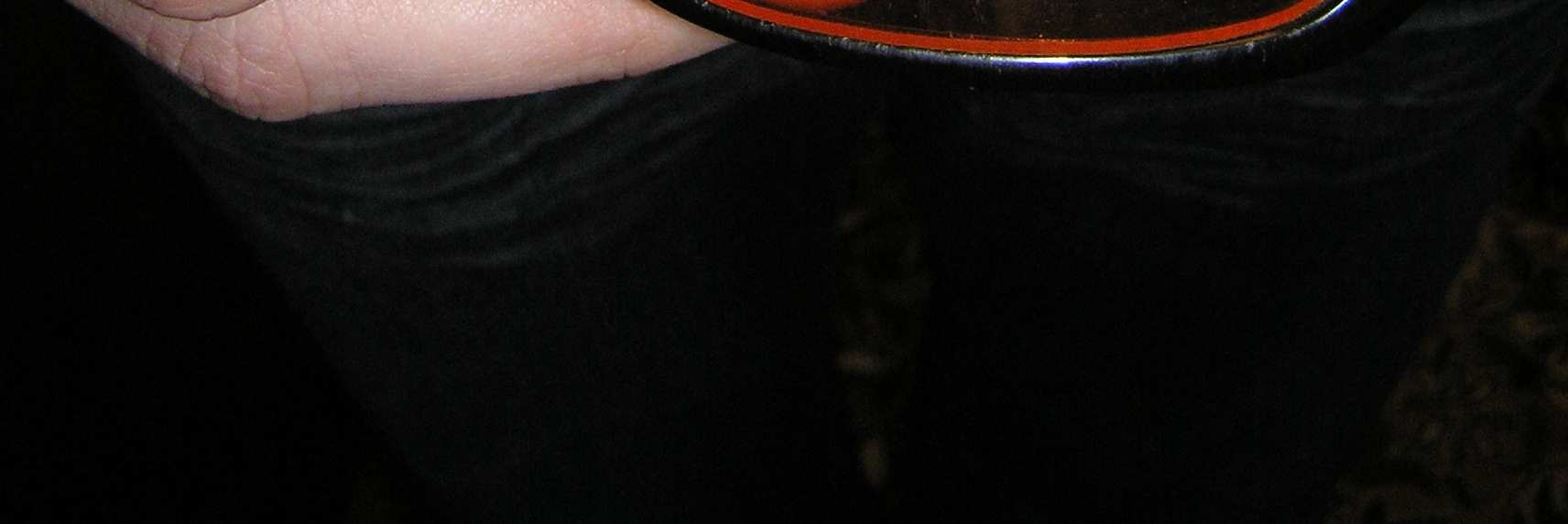 Experimenty s meračom UV žiarenia 5 Deň:... Rok:... Ročné obdobie:... Tab.4. UVI and UV hladina počas jedného zamračeného dňa v.