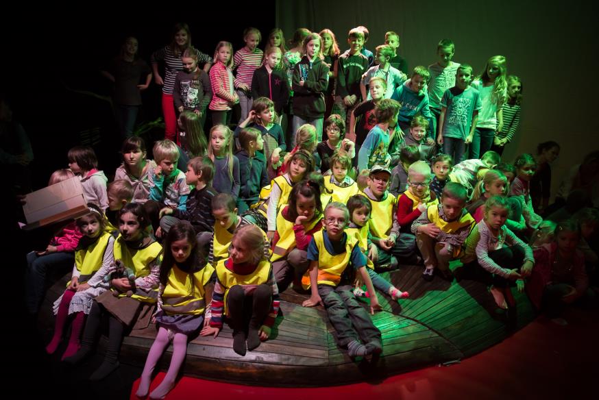 Zkušenost z průběhu projektu ukázala, že školní kolektivy, nadšené programem ve Studiu ALTA, neměly čas na návazný program v parku.