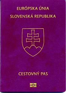 ČAS A MIESTO ODLETU: Na letisko sa dostavte vždy najneskôr: 2 hodiny pred odletom! Z ČR odlietate bez asistencie CK. Letenka na chartroch je tzv.