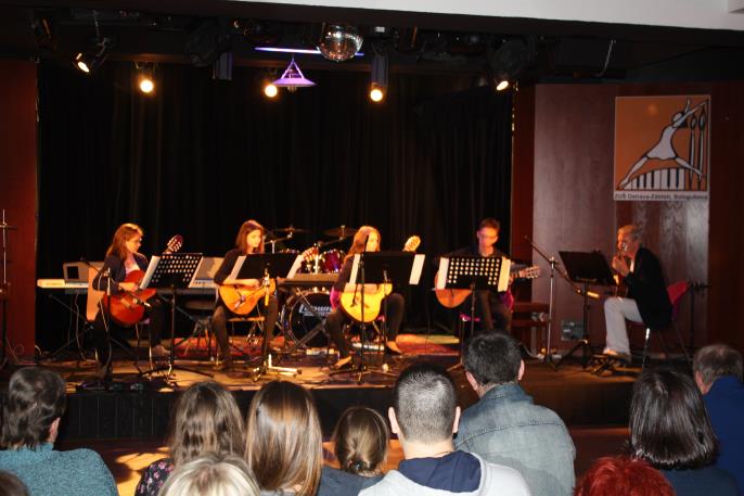 Krajské kolo: Trio zobcových fléten 1. místo (I. B kat.) Komorní trio 1. místo s postupem (I. D kat.
