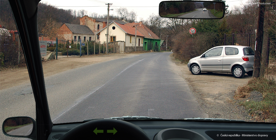 Test: 21.07.2012 04:46 (číslo 5) 1 z 7 1) [2 b.] Zákon o silničním provozu upravuje pravidla provozu: a) Jen na dálnicích a silnicích pro motorová vozidla.