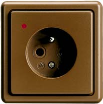 Prepínač sériový / prepínač striedavý dvojitý Stmievač s otočným ovládačom Ovládač zapínací so signalizačnou alebo orientačnou tlejivkou Ovládač zapínací Spínač / prepínač so signalizačnou alebo