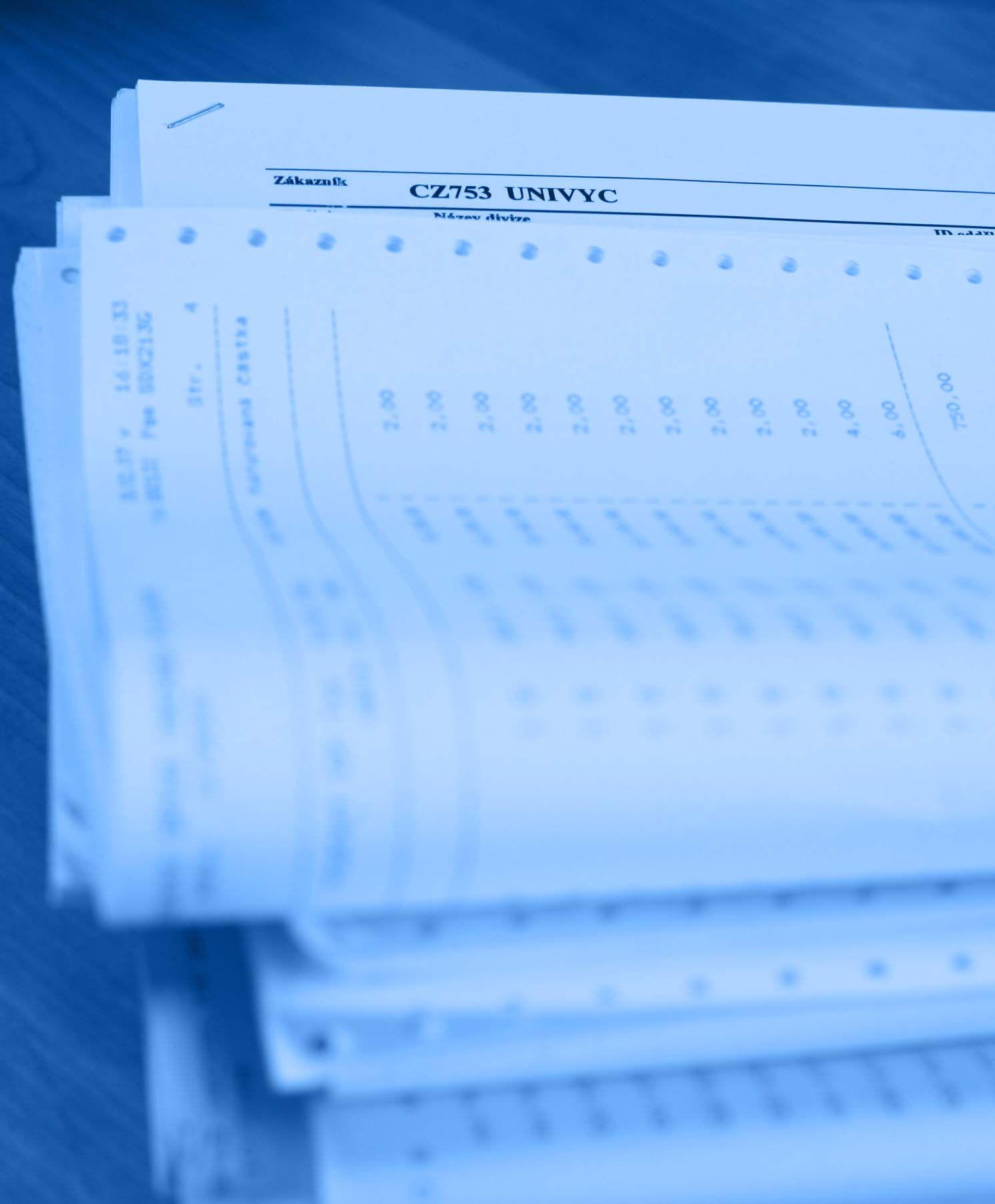Činnost burzy v roce 2006 Vypořádání burzovních obchodů Vypořádání obchodů s investičními nástroji, registrovanými na burzovním trhu, je v kompetenci společnosti UNIVYC, a.s. (UNIVYC), dceřiné společnosti burzy, která je nejvýznamnějším subjektem v oblasti vypořádání cenných papírů v České republice.