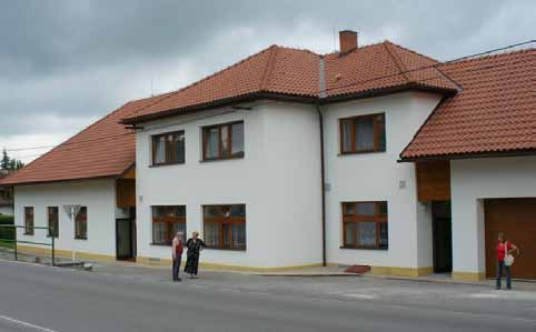 Osobnosti regionu Velmi rádi Vás prostřednictvím zpravodaje seznámíme se zajímavými osobnostmi našeho regionu. Zde Vám je představujeme.