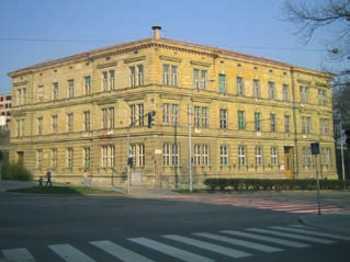SPŠ elektrotechnická, Brno SZŠ a VOŠ zdravotnická, Brno, Merhautova ISŠ automobilní, Brno tělocvična SPŠ a VOŠ technická, Brno OU a PrŠ, Brno, Lomená ZŠ, PrŠ a DD, Brno, Vídeňská Střední zdravotnická