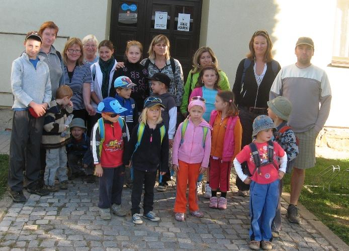 Druhá populárně-naučná stezka, 1. 10. 2011 První říjnový den jsme se opět setkali, abychom společně poznávali krásy Jinačovic a nejbližšího okolí.