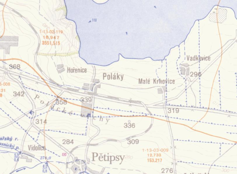 16 Obr. 7: Výřez ze Základní vodohospodářské mapy ČR 1:50.000, list 12-11 Žatec (VÚV TGM) s vyznačením lokality. 5.