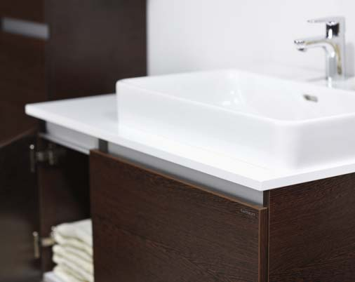 Q2TOP, dekor wenge, umyvadlo Laufen Pro S / Q2TOP, wenge decor, Laufen Pro S washbasin Připraven uložit vše, co potřebujete.
