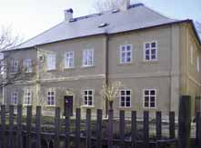 Bečov nad Teplou PŘÍKLADY OBNOVY (částky uváděné v tisících Kč) 1. Název: Radnice Využití: radnice Realizace od 1992 do 2012 Celkové náklady 3000, z toho podpora z PR 700, jiné zdroje 0 2.
