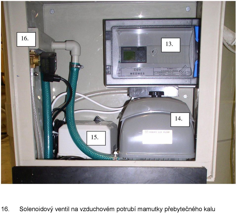 vzduchovém potrubí