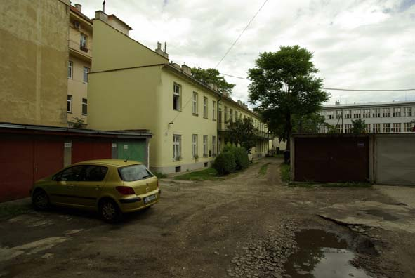 Blok č.19/5 -e Urbanistický obvod č.19 - Jakubovo námestie Adresa: Továrenská ul. - vnútroblok Parc.