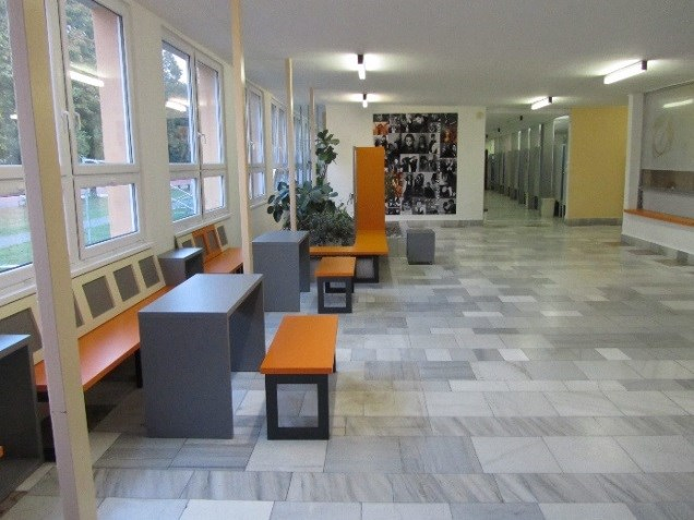 1.2. Školská rada Ve školním roce 2015/2016 pracovala školská rada ve složení: zástupce zřizovatele Ing. Pavlína Haščáková doc. Ing. Vladimír Čablík, Ph.D.