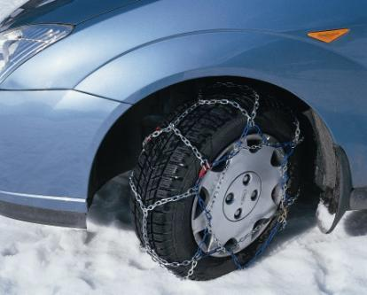Sněhové řetězy pro osobní automobily SPRINT - Celoobvodové sněhové řetězy s žebříkovou stopou a rychloupínacím lankovým systémem. Snadná a rychlá montáž, nasazení na kolo vozidla bez najíždění.
