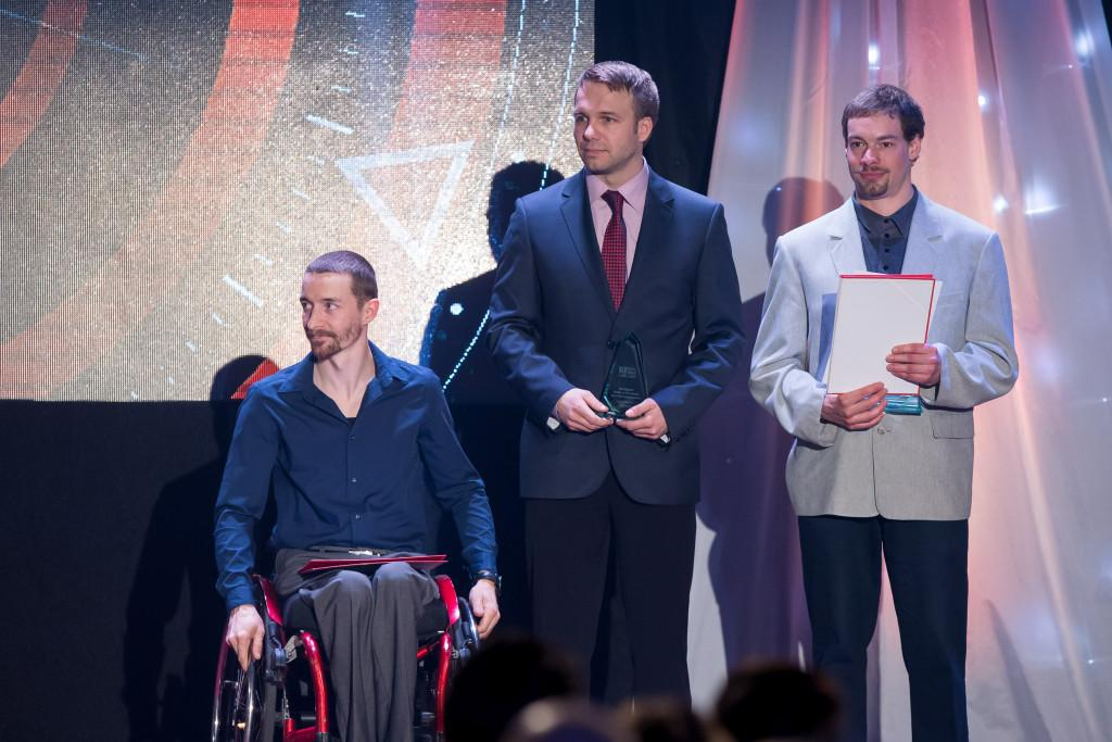 IV. NEJLEPŠÍ HANDICAPOVANÝ SPORTOVEC ROKU 2014 Český paralympijský výbor vyhlašuje anketu Nejlepší handicapovaný sportovce roku od roku 1998.