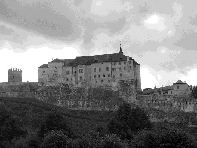 2. Na kterém obrázku jsou Pražský hrad s gotickým