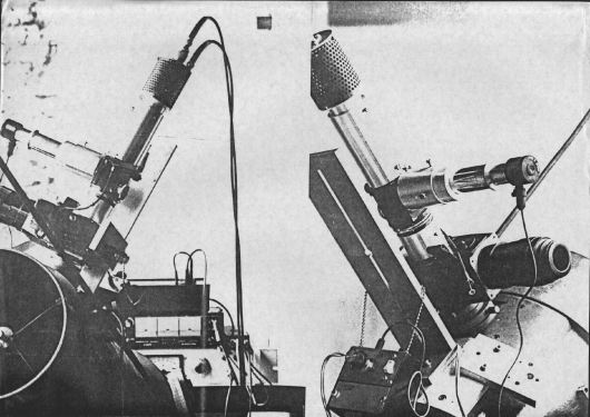 Fotoelektrická fotometrie fotoelektrický fotometr 1. pokusy na konci 19. století (1892 Monck, 1907 Stebinns) standardní měření až od 50. let 20. st.(1946 Kron, poč. 50. let Johnson & Morgan UBV) do konce 20.