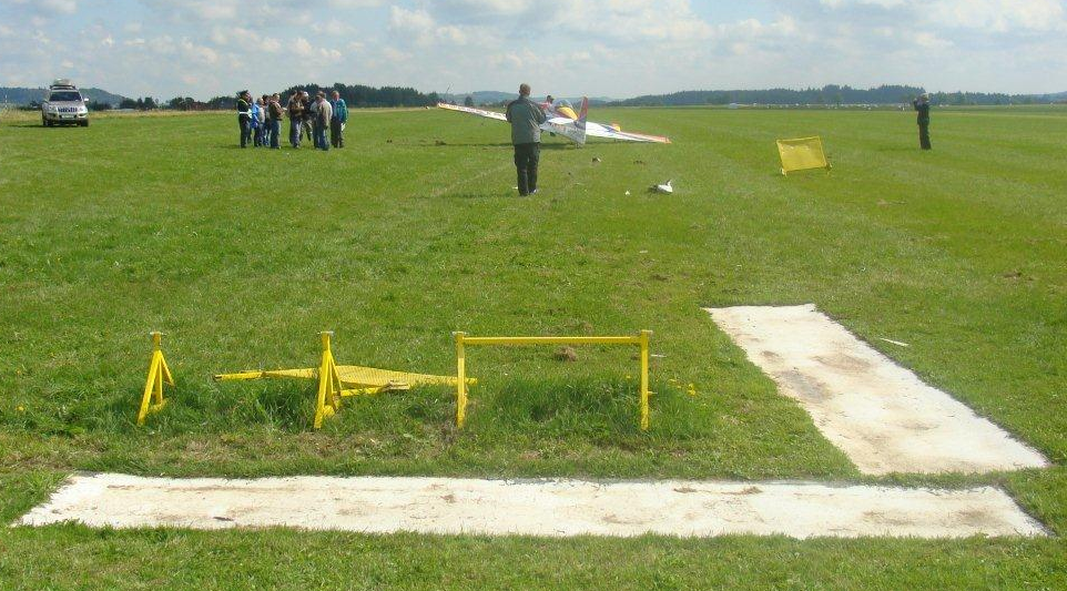 Vzhledem k meteorologickým podmínkám, technickým a organizačním důvodům byly rozpis soutěže a organizace provozu průběžně upravovány organizačním výborem v čele s ředitelem soutěže.