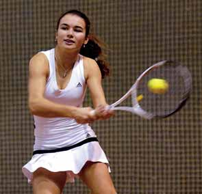 Poľka sa vrátila po trofej Na 17. ročník Slovak Junior Indoor sa do Bratislavy po roku vrátila lanská finalistka Magda Linettová.