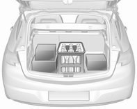 Montážní body se nacházejí v každém dveřním rámu karoserie vozidla. Střešní nosič připevněte podle montážního návodu dodaného spolu se střešním nosičem. Pokud střešní nosič nepoužíváte, sundejte jej.