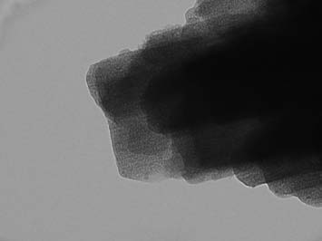 Nanomateriály na bázi oxidů železa řízení morfologií prekurzoru 250 200 180 C Vads / cm 3 g -1 150 100 Fe 2 (C 2 O 4 ) 3 - hranolky 10 µm vzduch α-fe 2 O 3 2 µm 50 0 0,0 0,2 0,4 0,6 0,8 1,0 p/p 0
