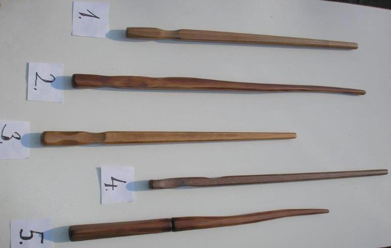 Soubor hůlek č. 25 Hůlka 2 a 5 měkké dřevo.