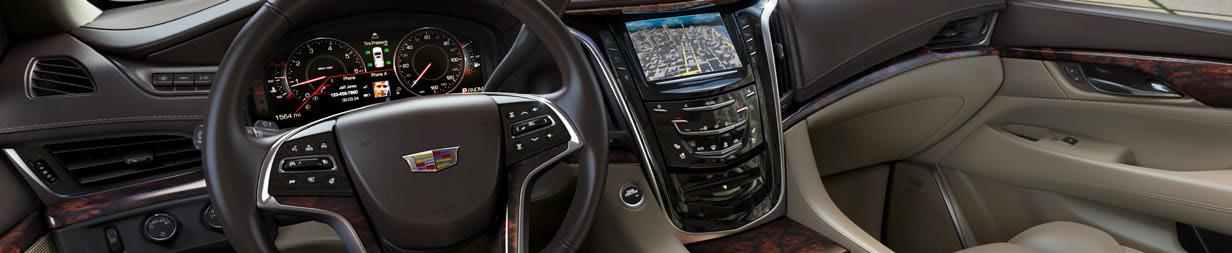ÚROVEŇ VÝBAVY Premium Platinum NAVIGAČNÉ SYSTÉMY, REPRODUKTORY A KOMUNIKAČNÉ SYSTÉMY CUE ( Cadillac User Experience ) informačný a multimediálny systém s integrovanou navigáciou, AM / FM stereo s 8"