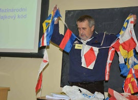 z našich vod Podzimní sraz VS: 25.-27. 11. 2016, Žďár nad Sázavou Po sedmi letech se skautské vodáctvo (nebo vodácké skautstvo?